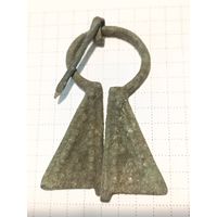 Старинная застёжка для одежды с рисунком.  . 55*40 мм. Бронза. Всё целое.