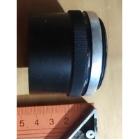 Удлинитель для объектива к фотоаппарату зенит СССР в футляре с рубля
