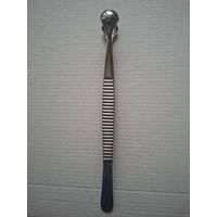 Пинцет зубчатый 20см