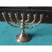 Подсвечник