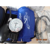 Прибор для измерения артериального давления механический. Microlife BP AG 1-20.