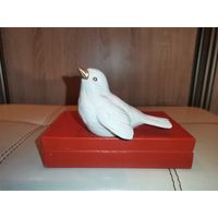 Винтажная, фарфоровая статуэтка "Воробей", номерная, Goebel, Германия, высота 7.5 см.