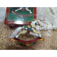 Новогодний орнамент "Лошадка-Качалка" Heirloom Collection