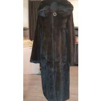 НОРКОВАЯ ШУБА ЦВЕТА "DARK BROWN". ШУБА С КАПЮШОНОМ. ДЛИНА 110 СМ.