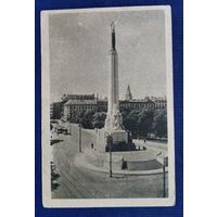 Рига. Бульвар Свободы (1). Начало 1950-х. Подписана.