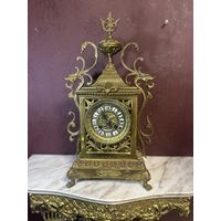Очень красивые настольные часы, механика, очень тяжелые, полностью исправны, много лотов с рубля