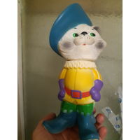 Игрушка резиновая Кот в сапогах