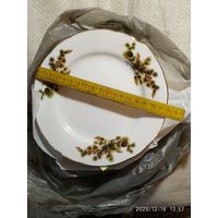 Тарелки .Салатники. Лотом.