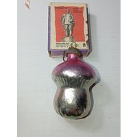 Игрушка на ёлку ,  Гриб , винтаж , стекло , СССР . С рубля