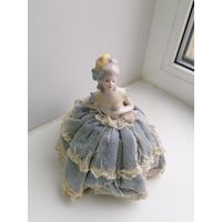 Статуэтка игольница ГДР