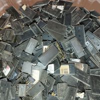 Микросхемы(чипы) от памяти SDRAM и подобных.