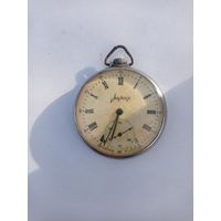 Часы Молния карманные  редкий циферблат с рубля без мпц!