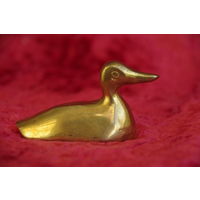 Статуэтка " Утка "  ( высота 4 см , длинна 7 см )