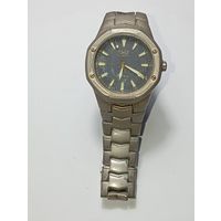 Кварцевые часы Q&Q .  С рубля