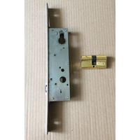 Замок двери стеклопакета