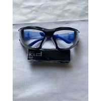 Защитные очки