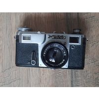 Фотоаппарат Киев с объективом Гелиос-103 1,8/53