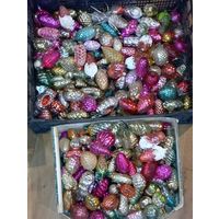 Ёлочная игрушки - Шишки  , СССР . 20 штук одним лотом на выбор .