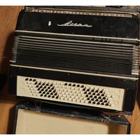 Баян Мечта. С футляром