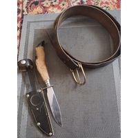 Нож( козья ножка), ремень кожаныый ( латунь).