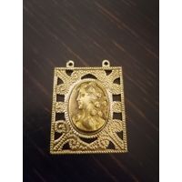 Кулон Камея