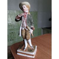 Юноша фарфор европа