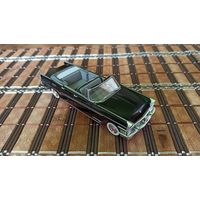 ЗИЛ 111В черный кабриолет VVM098 Norev Limit 1000