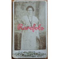 1900-е Визит-портрет девушка в платье типаже ретро студийное фото редкий фотограф Емельянова