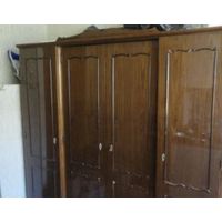 Шкаф. "Август Попов". Болгария под рестоврацию