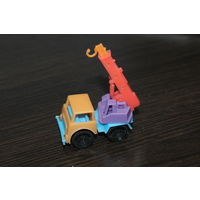 Детская игрушка из СССР, грузовик "Автокран", пластиковая, кран выдвигается.