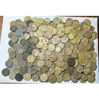 Сборный лот советских монет до реформы. 564 шт. 1533 гр