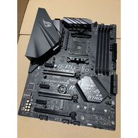 Материнская плата