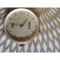 Часы наручные BOLUN  . В ремонт,коллекцию,на запчасти. Состояние на скане.