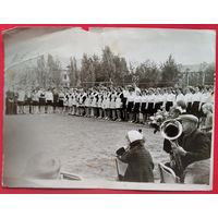 Фото из СССР. Посдедний звонок. 18х24 см.