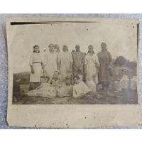 Старое фото в деревне