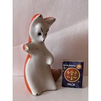 РЕДКАЯ! Фарфоровая статуэтка "Лисёнок" Городница  из серии "Играющие лисята".	 АУКЦИОН не с рубля без МПЦ.