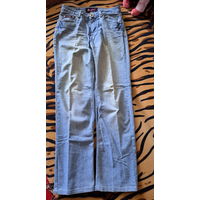 Джинсы голубые, р.46-48, б.у в хорошем состоянии