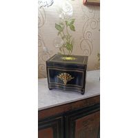 Шкатулка старинная стиль Буль