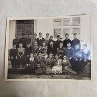 Фотография. История СССР/БССР в лицах. Ганцевичи. Школа.1956 год.