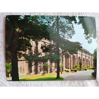 Прага. Павильон для игры в мяч в Королевском парке в Граде