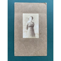 Фото кабинетное 1913, девушка. СПб.