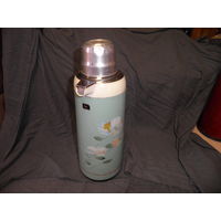 Термос из дружественного Китая 70-х годов.Лот 04.С рубля.