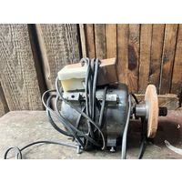 Электродвигатель  220/380В  ещё из СССР