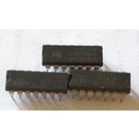 LM339N LM324N Original ST (STMicroelectronics)