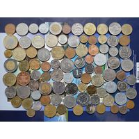 90 монет без повторов.