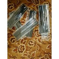 Рельсы-подставка для поездов Модимио.