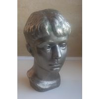 Бюст.С.Есенин.