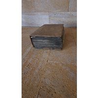 Книга церковная Октоих