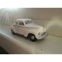МОСКВИЧ-403Э\424Э купе 1\43
