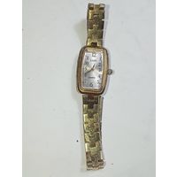 Часы Кварцевые  ЛУЧ . С рубля !